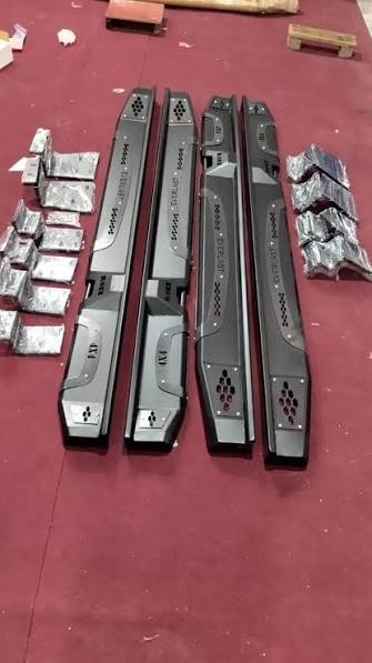 Mahindra Thar Roxx Side Footstep / Running Board